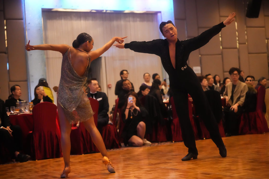 photo f 14HKBDI cup to comedance.net